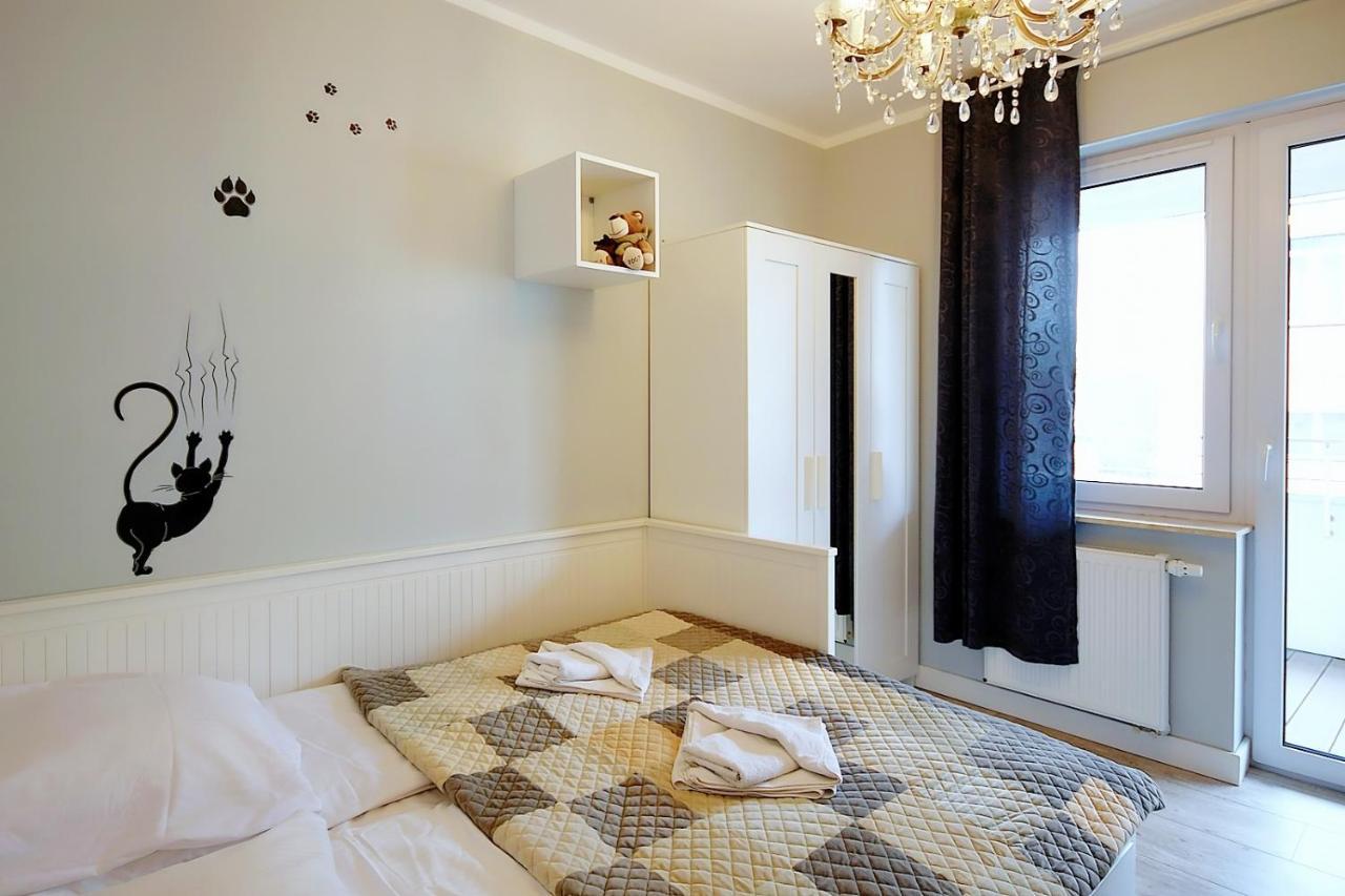 Miodowy Dom Exspanse Apartament 2 Lub 3 Pokoje Z Tarasem I Parkingiem 코워브제크 외부 사진