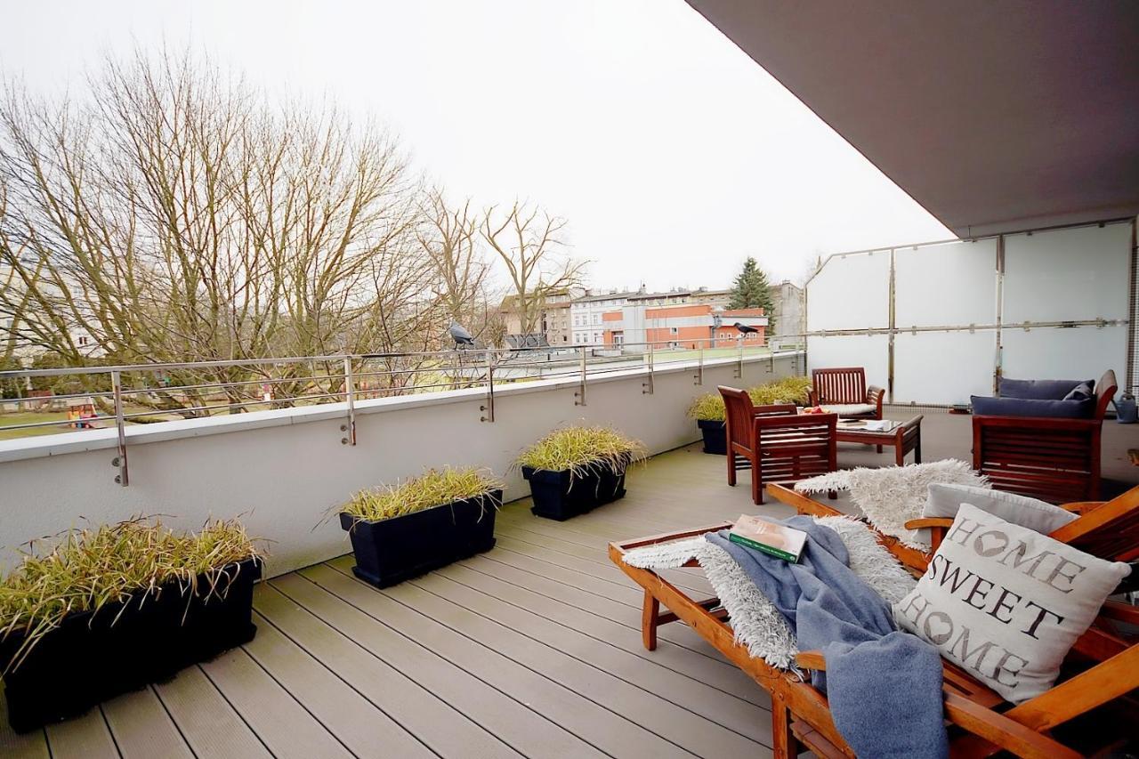 Miodowy Dom Exspanse Apartament 2 Lub 3 Pokoje Z Tarasem I Parkingiem 코워브제크 외부 사진